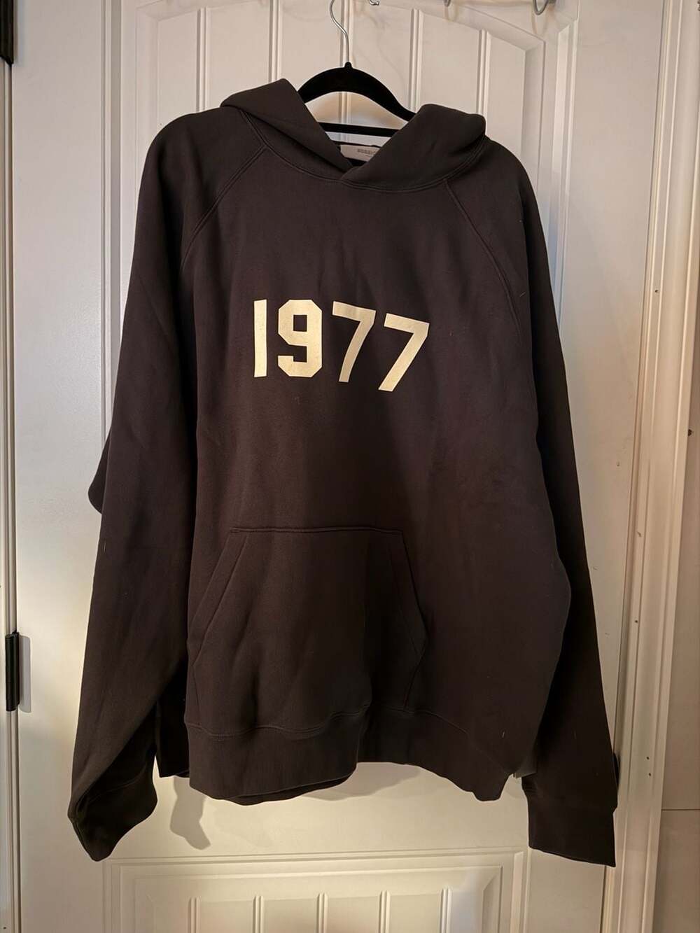 Essentials Pullover Hoodie Large - Picture 2 of 7